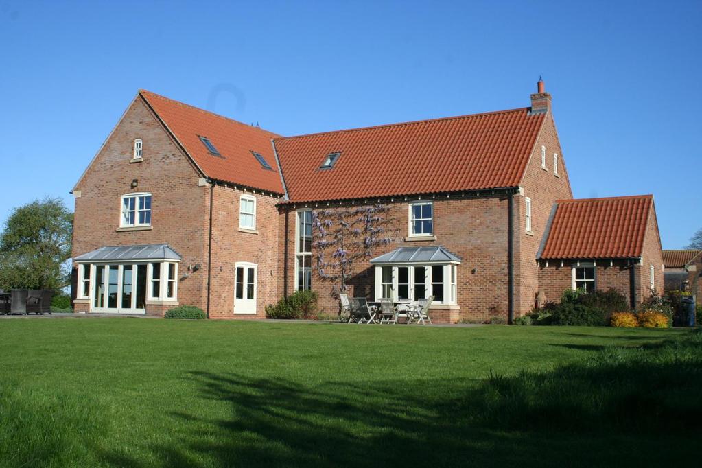 Hardings Farm, Lissington, LN3 5AG Stunning Family Residence in Rural Location Substantial Accommodation & Outdoor Space Large Open Plan Kitchen Living Room 3 Reception Rooms 7 Bedrooms (2 En-suite)