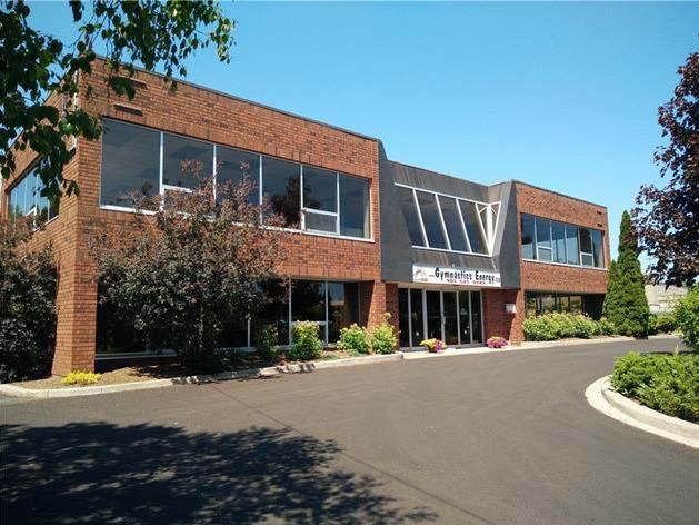 101 Hannover Dr. #4 St. Catharines FOR LEASE Office Space 3,697 sq.ft.