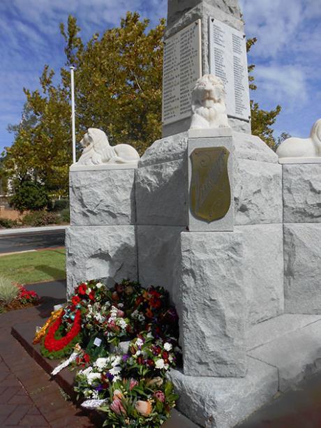 West Leederville War Memorial photos courtesy of Rosemary Ritorto Local Studies Librarian, Town of Cambridge An article in the local newspaper the Cambridge Post, February 21, 2015 Names added 100 on