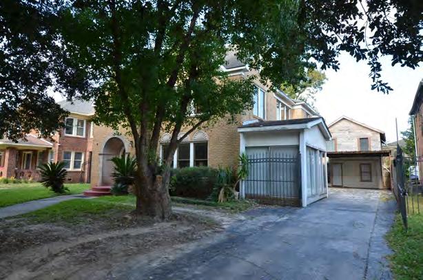 INNER LOOP Living and Income Property all in one St HOUSTON TX
