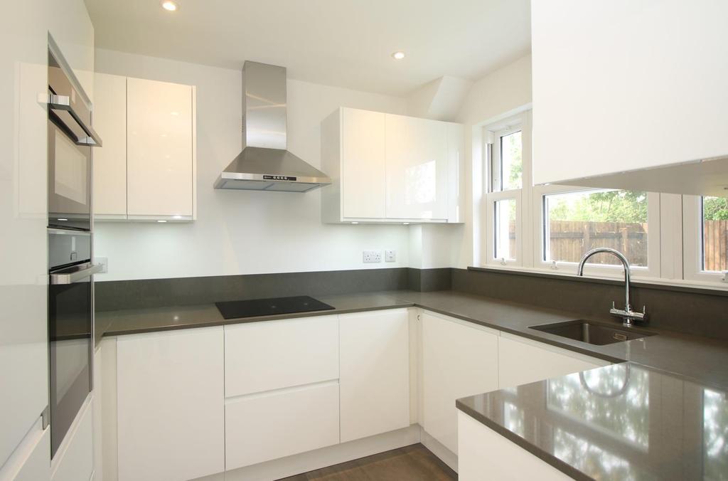 This brand new, spacious, semi-detached home forms part of a select, high quality development of similar properties.