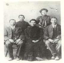 Albei op gedeelte D van Garsfontein begrawe. Guillaume Christoffel VERMEULEN, geb. Garsfontein 12.7.1884, getroud met Margaretha Johanna ROOS, geb. 9.10.