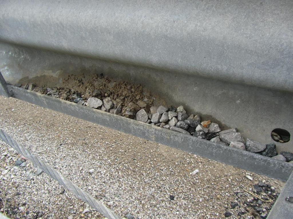 quantity of gravel lying in the recess