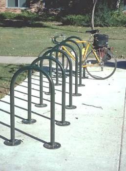 (4) The bicycle parking shelter should be of sufficient size and be located so as to protect cyclist and the bicycle while locking and unlocking