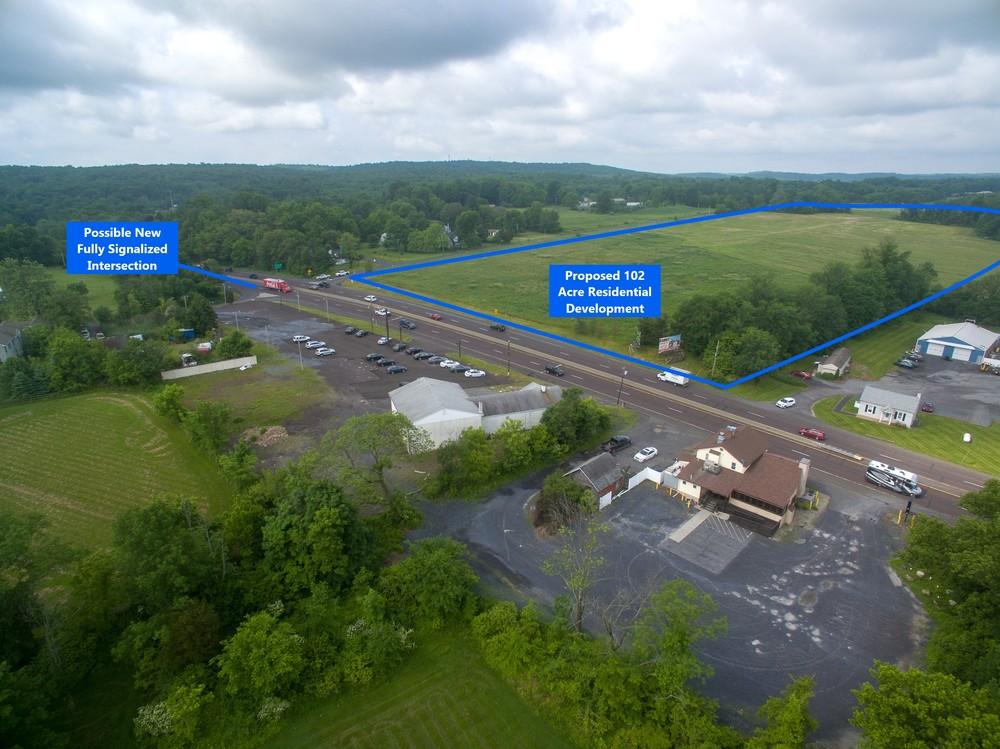 Market Highlights Significant Nearby Planned Developments Planned Developments Immediate to the Subject QUAKERTOWN MARKET & DEMOGRAPHICS The Quakertown market has experienced exceptional growth over