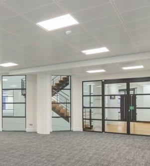 Fully accessible raised access floors with 450mm void Expansive double-glazed windows 24-hour building with continuous