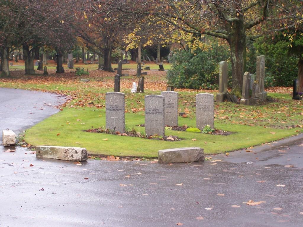 Some CWGC Headstones in Lambhill