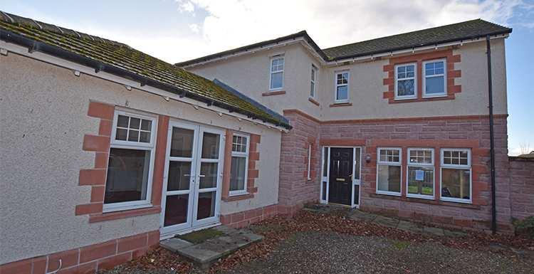 3 DENHEAD BRAE, COUPAR ANGUS, PH13 9FG A LARGE DETACHED FOUR BEDROOM VILLA, CONVENIENTLY LOCATED AND WITHIN EASY WALKING DISTANCE OF THE TOWN CENTRE.