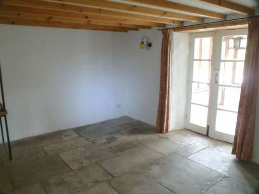 Accommodation (All measurements are approximate) Ground floor Entrance Porch Stone bench. Woodstore next to front door.