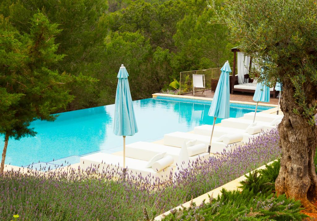 DOMUS NOVA IBIZA Totally secluded from vibrant San Antonio, Can Frare is one of the oldest villas on the island which has been lovingly cared for by the same Ibicencan family for almost 200 years!