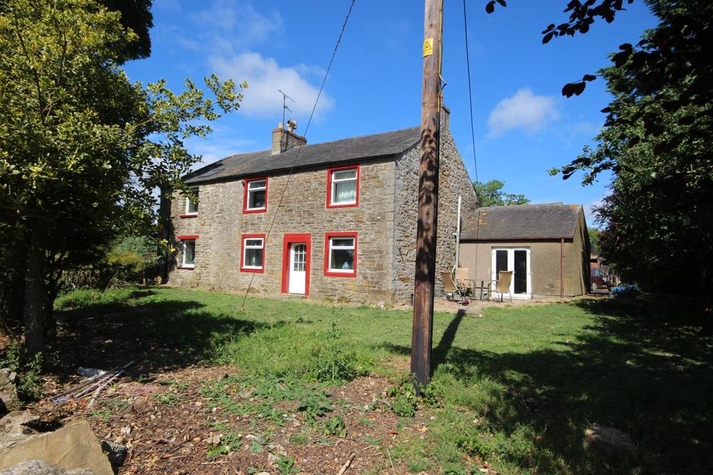 HIGHFIELD FARM & BUNGALOW DRYBECK, APPLEBY IN WESTMORLAND CA16 6TG A productive stock farm extending in total to 82.45 acres (33.