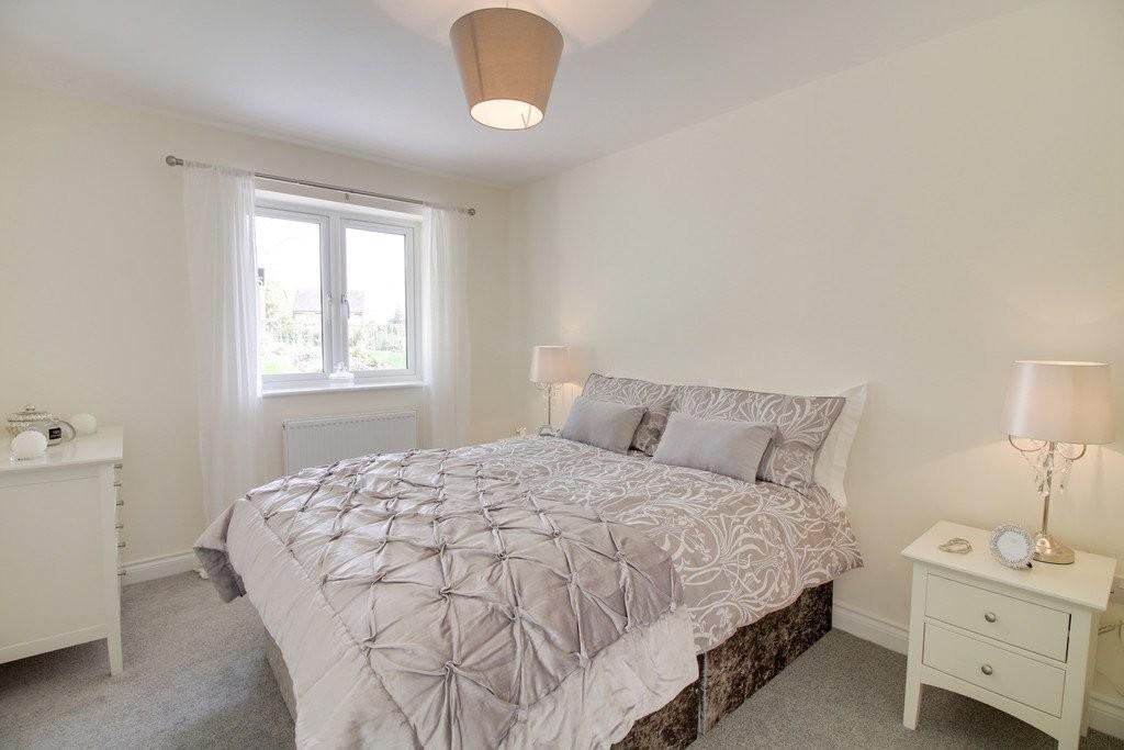 the details Set at the end of a quiet cul-de-sac, within walking distance of the shops and amenities in the centre of the sought-after village of Ipplepen, is this newly-constructed, detached,