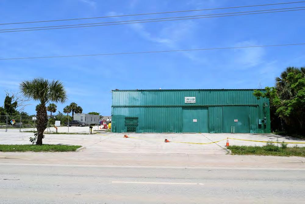 Property Summary OFFERING SUMMARY Available Acres: Building Size: New Warehouse: 3.69± Acres 2,880± SF 8,000± SF PROPERTY OVERVIEW 3.