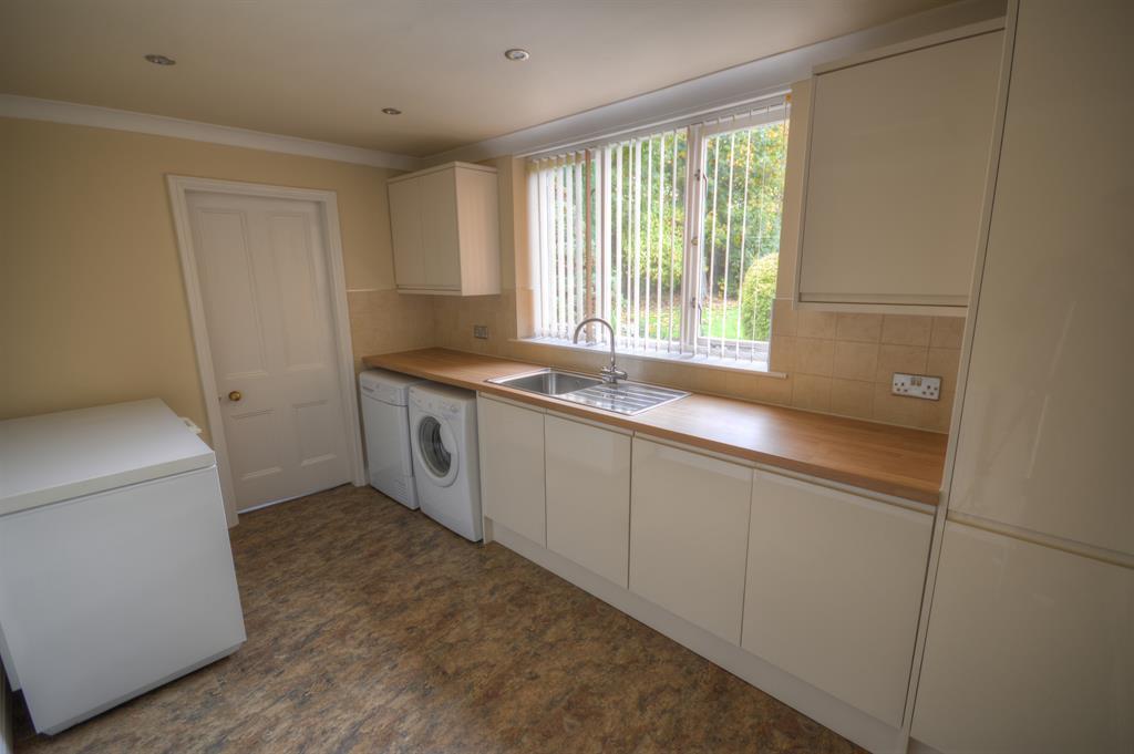 hand basin with pedestal, partly tiled walls and airing cupboard with radiator. SECOND FLOOR LANDING Skylight to rear aspect, double storage cupboard and large walk in shelved out storage cupboard.