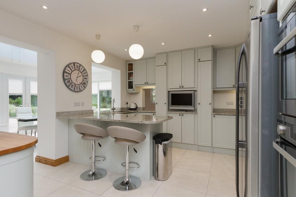 Sandilands House Twemlow Lane A stunning five bedroom detached property, extended and renovated with great care and attention to be both attractive and eco-friendly.