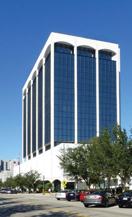 THE PINNACLE IN DOWNTOWN SARASOTA OFFICE SPACE building specifications CONSTRUCTION DETAILS The floor plates range from 31,000 sf with typical floor plate being approximately 12,000 sf.