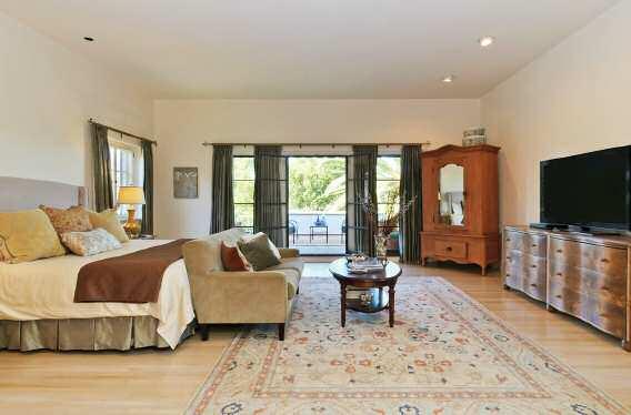 MAGNIFICENT SAN RAFAEL ESTATE Prominently situated on the west bank of the Arroyo Seco, this spectacular villa is reminiscent of Southern European architecture and is an inspiring example of the