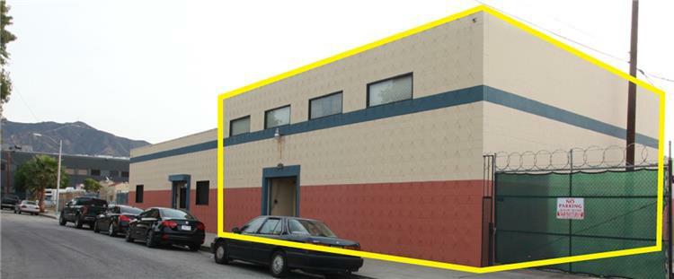 Ideal For Entertainment and R&D Type Uses Executive Office Space on 2nd Floor Steel Truss Roof, 100% HVAC 10 Car Parking, 1 GL Door 710 Ruberta Ave Glendale, CA 91201 Flower St / Ruberta Ave TG: 564