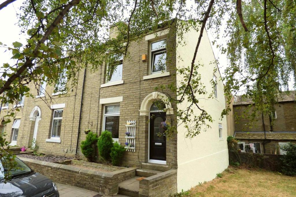 MaRsh & MaRsh properties 13 Catherine Street, Brighouse, HD6 2DL An opportunity not to be missed; this property offers that little extra special something that you will immediately fall in love with.