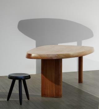 CHARLOTTE PERRIAND (1901-1984) Charlotte Perriand (1901-1984), «Free-form» table, 1960 Free-form top