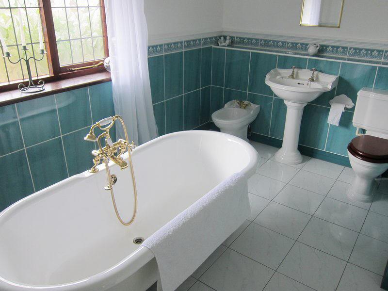 wash hand basin - a wonderful matching suite, dado rail, covings to ceiling, part tiled walls, tiled floor