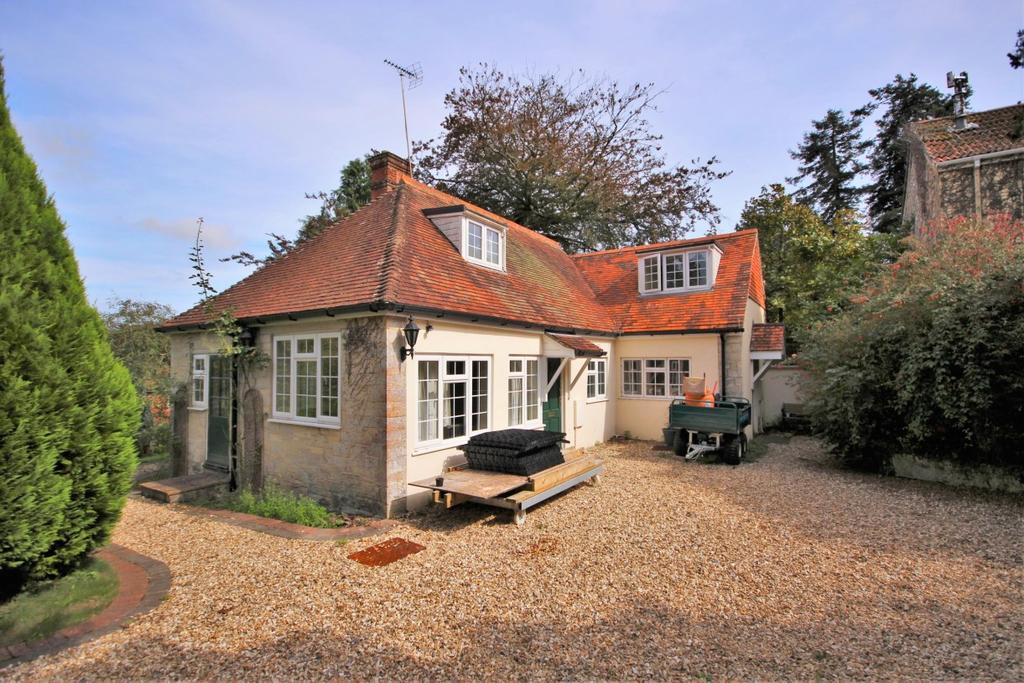 THE CARRIAGE HOUSE This detached cottage is at present converted to 3 flats and it is anticipated that the purchaser will reinstate to a single dwelling.