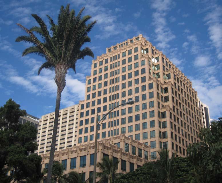 PROPERTY DESCRIPTION LUXURY AND GLAMOUR MEET ON THE CORNER OF HOTEL AND ALAKEA A notable landmark in Honolulu, Ali`i Place gains attention unlike any other building in the Central Business District.