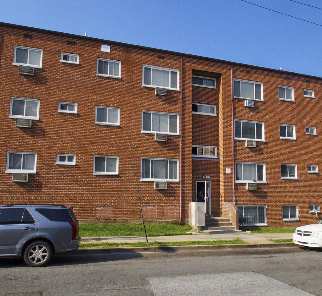 Exclusive Listing FITCH APARTMENTS & ELSINORE COURTYARD Fitch Apartments Elsinore Courtyard Year Built 1969 1971 Year Built 1968 Units 75 Units 152 Construction Brick Façade Construction Brick Façade