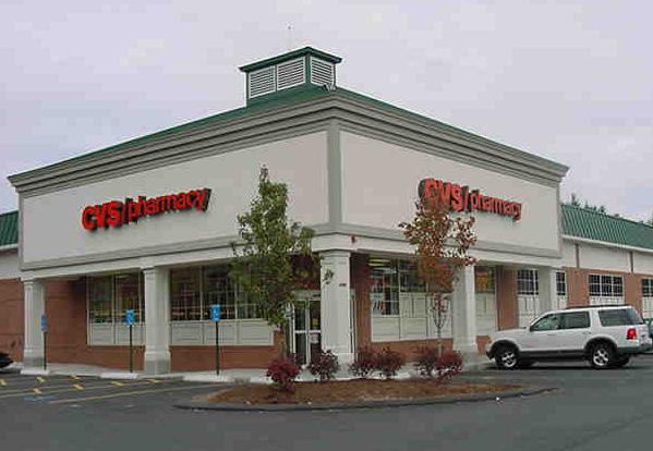 KEY FACTS PROPERTY OVERVIEW TYPE Single tenant YEAR BUILT 2001 PARKING SPOTS 55 AMENITIES Drive-thru pharmacy window OWNERSHIP INTEREST Leasehold BUILDING SIZE 10,125 SF (75 x 135 ft) LOT SIZE 1.