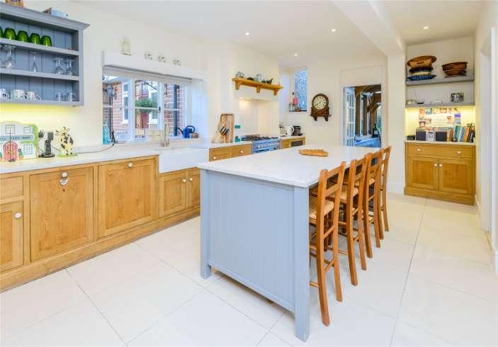 BOSMORE FARM HOUSE FAWLEY BOTTOM, FAWLEY, HENLEY- 5 bedrooms 4 reception rooms Oak conservatory Newly refurbished kitchen Stunning hilltop location Garden and garage EPC rating E Council tax F EPC