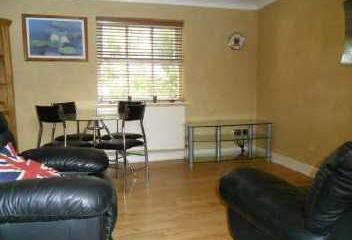 1 bedroomed mews house Furnished Accommodation Open Plan Entrance Hall Ground Floor Bathroom
