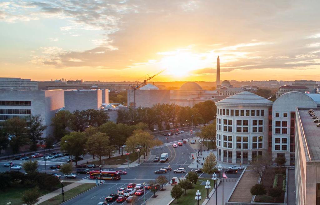 Metropolitan D.C. Market Overview Outlook The Washington D.C. Metropolitan market softened slightly as vacancy increased and the region recorded negative net absorption in the second quarter (YTD absorption remained positive, however).