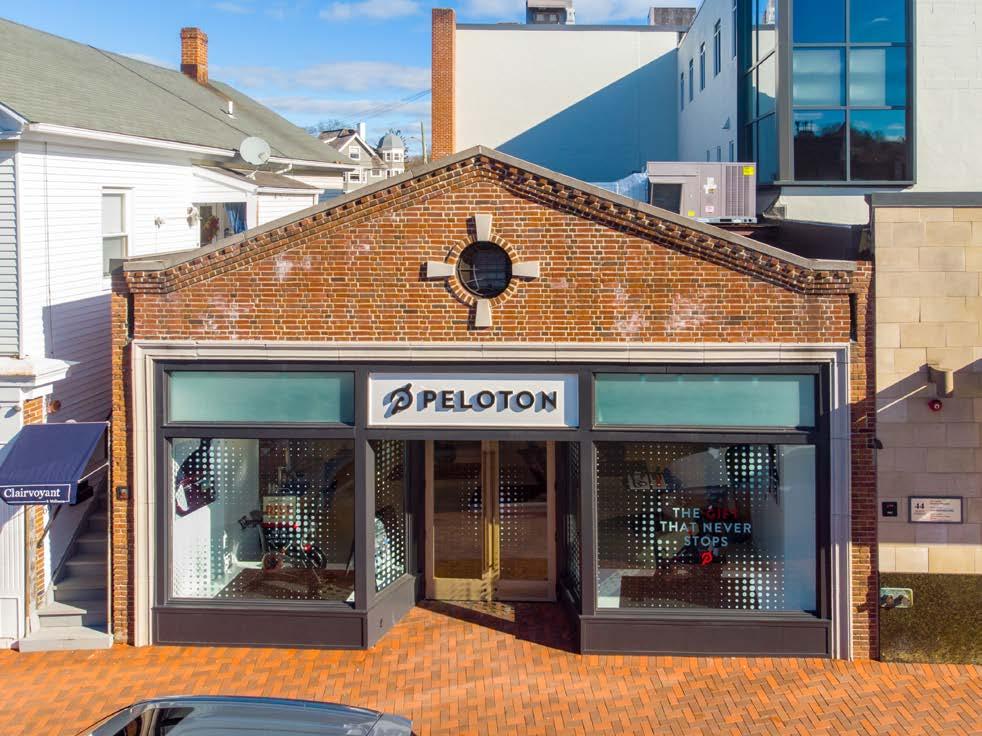 58 Main Street, Westport, Connecticut SINGLE TENANTED RETAIL INVESTMENT PROPERTY Average HH Income; Westport $247,223 Surrounded by many national retailers Spectacular renovation by Peloton Fully