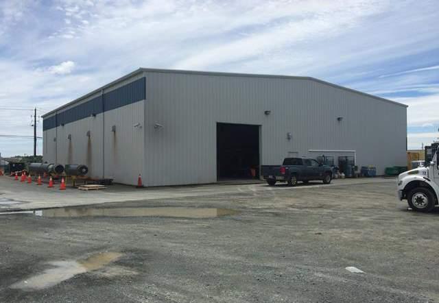 BUILDING OVERVIEW Building Type: Building Size: Structure: Industrial warehouse with 6,000 SF office on 2 levels (3,000 SF each) 13,000 SF Pre-engineered steel w/ corrugated metal roof Clear span