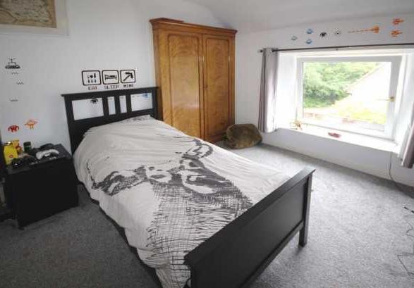 INCLUDED All fitted carpets, fitted floor coverings, built-in kitchen appliances where