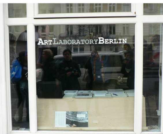 Art Laboratory Berlin Art Laboratory Berlin wurde im Jahr 2006 gegründet.
